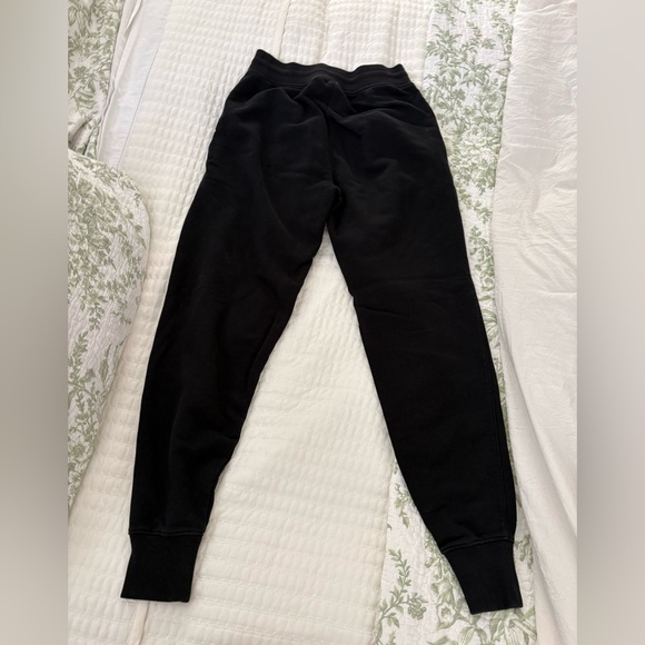 Outdoor voices joggers - Picture 3 of 3